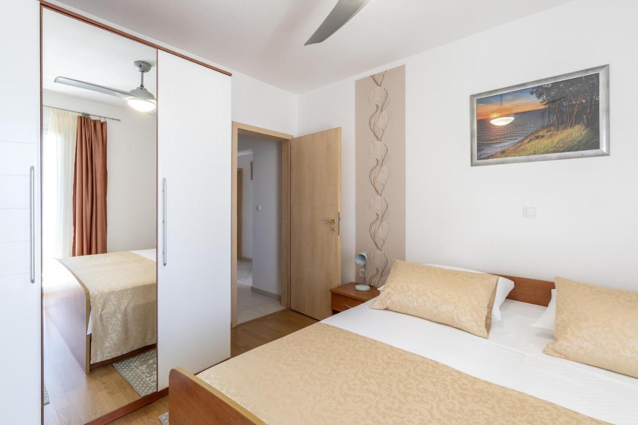 Apartments Separovic プリズバ エクステリア 写真