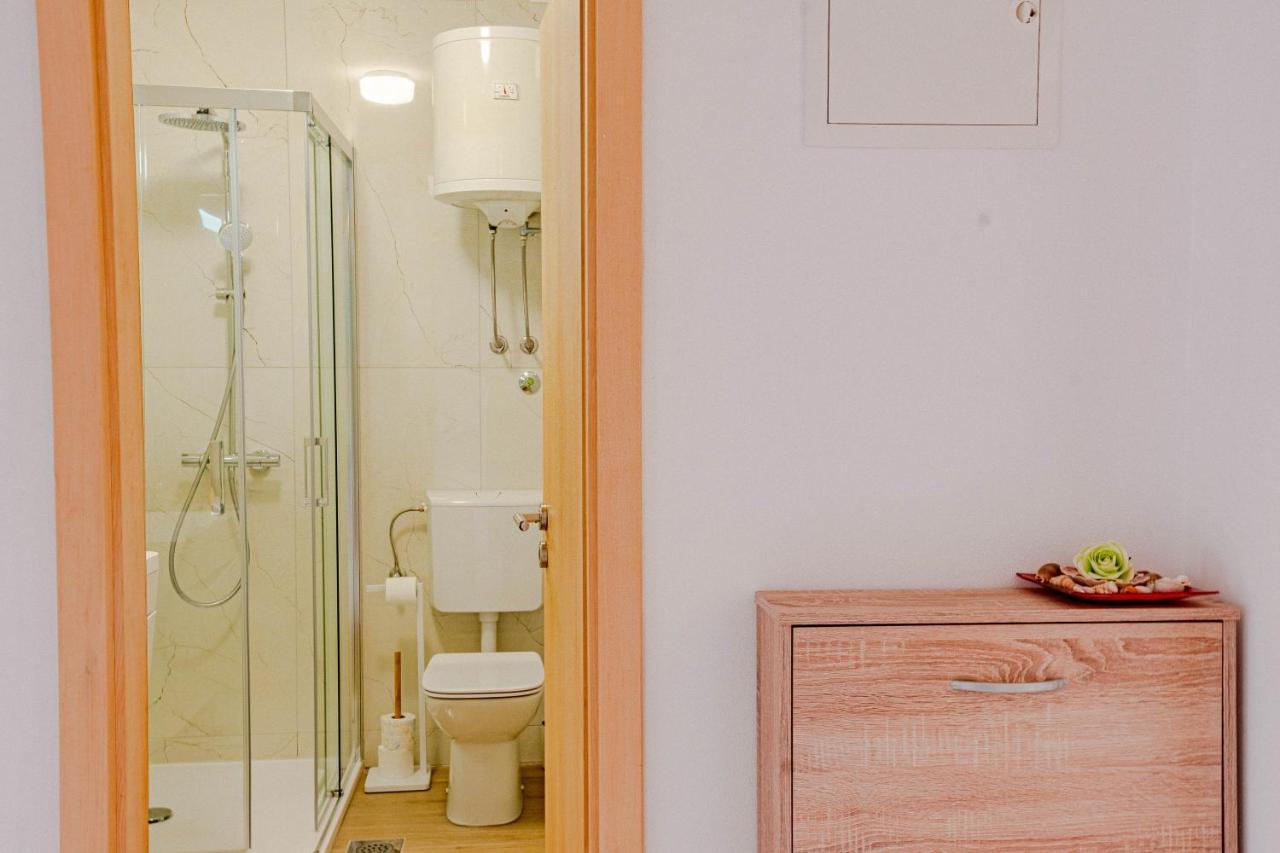 Apartments Separovic プリズバ エクステリア 写真